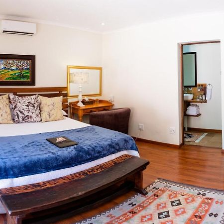 37 On Charles Hotell Pretoria-Noord Exteriör bild
