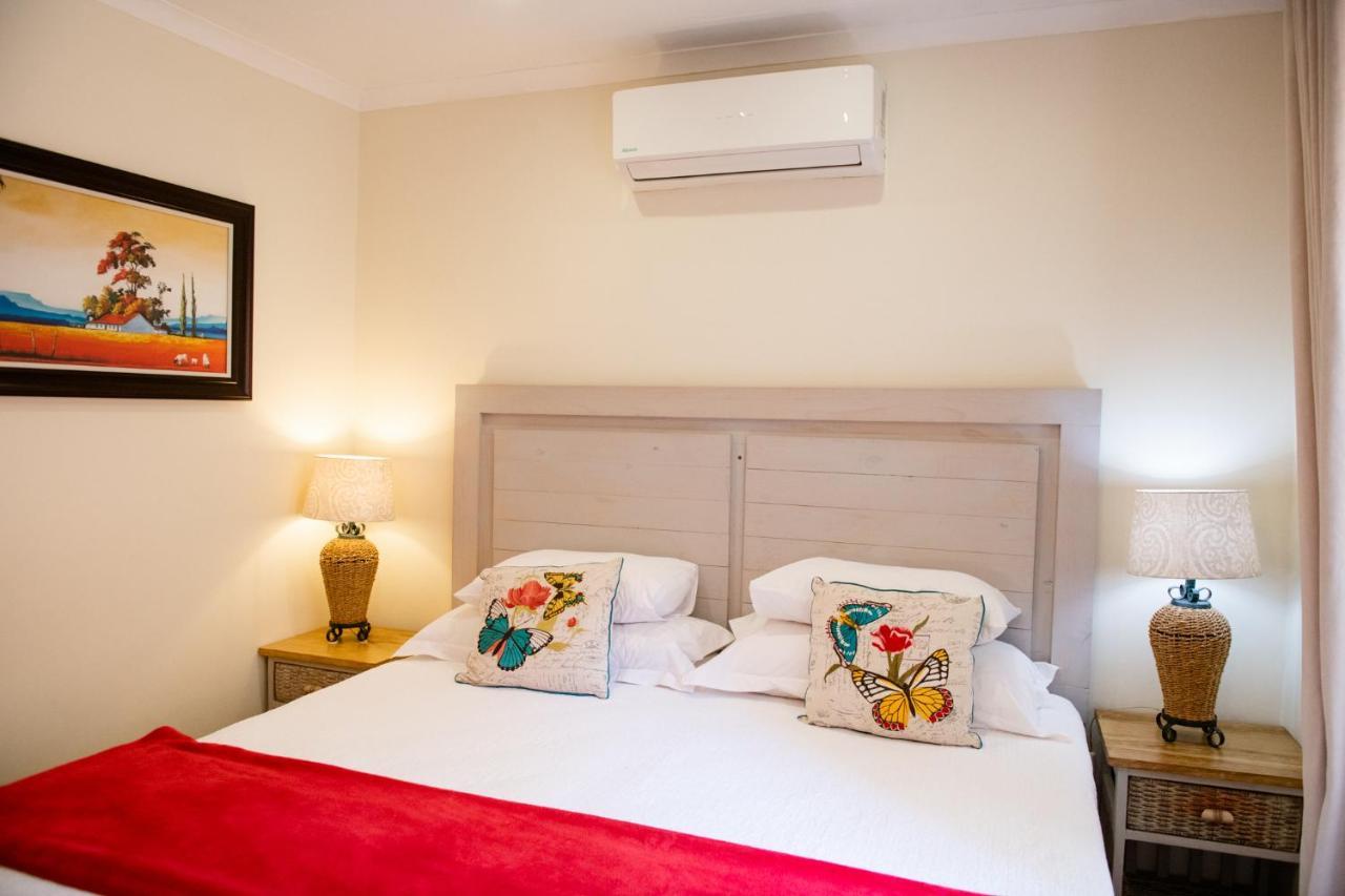 37 On Charles Hotell Pretoria-Noord Exteriör bild